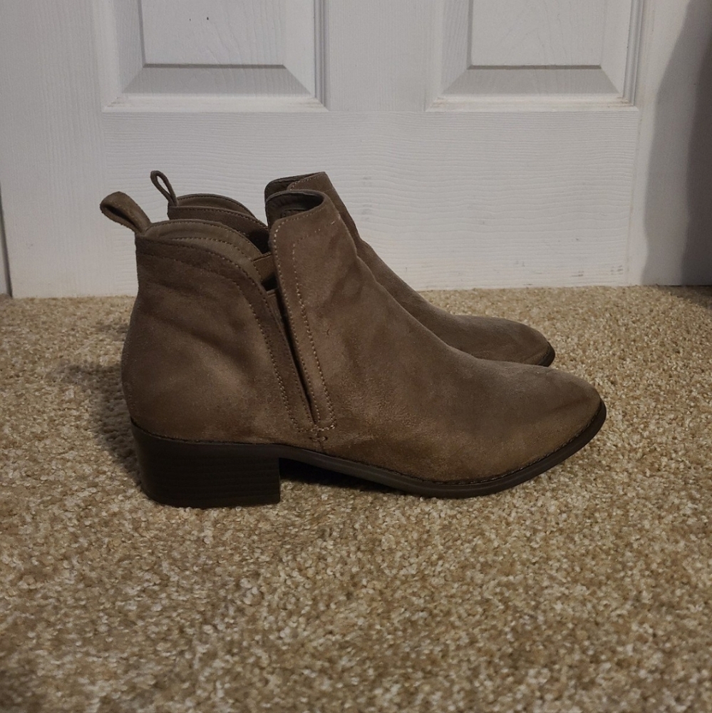 Booties - Picture 2 of 4